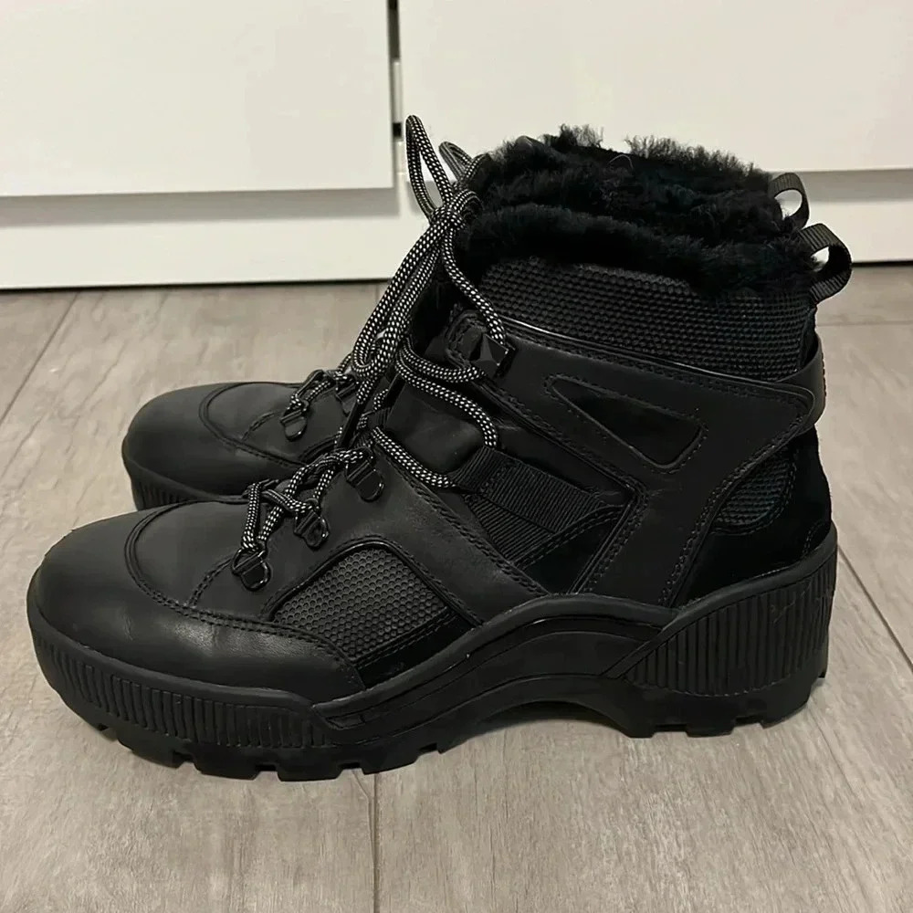 Michael Kors Leather Fur Chunky Combat Winter Boot Fur Insole, Size 8
